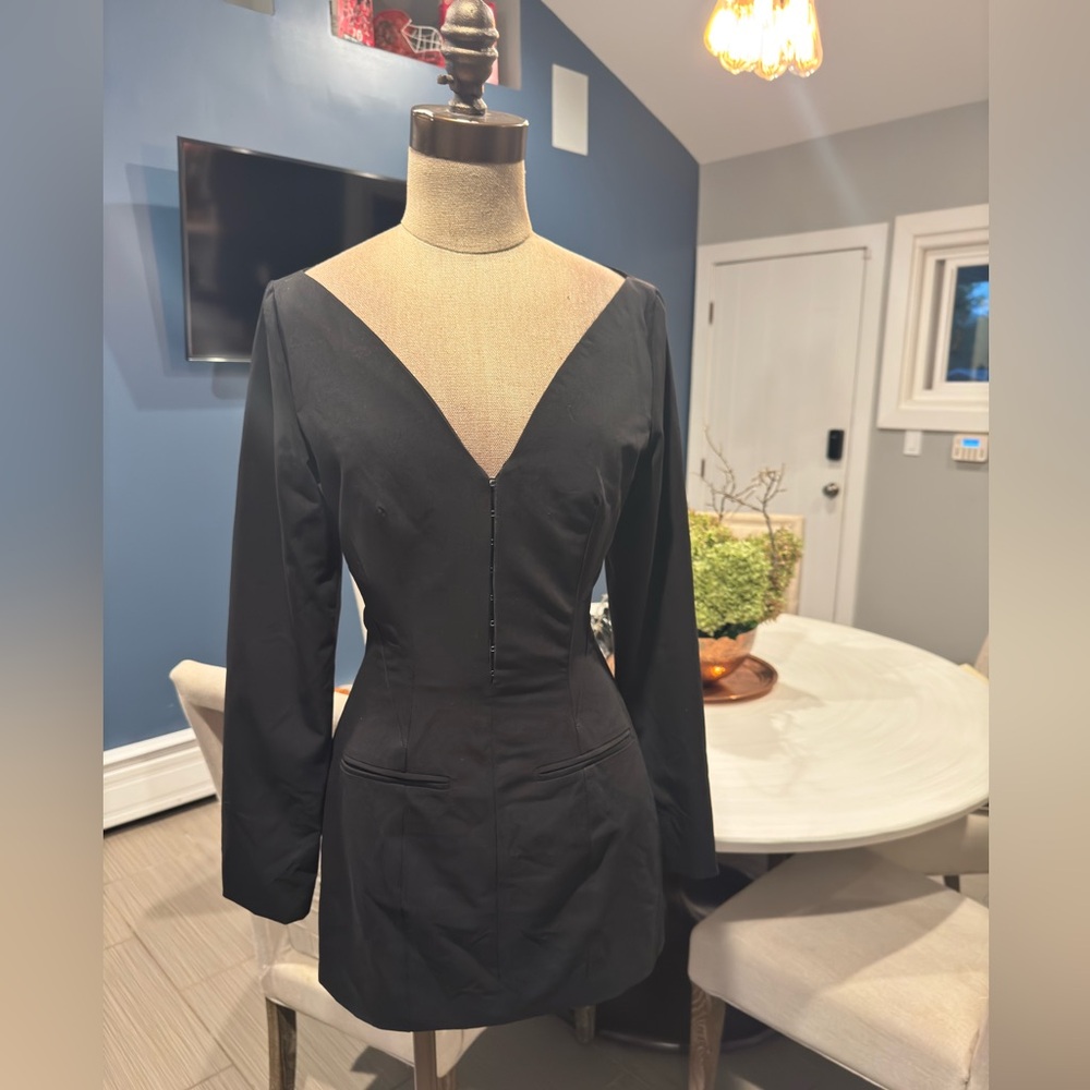 Elegant Black Long Sleeve Dress